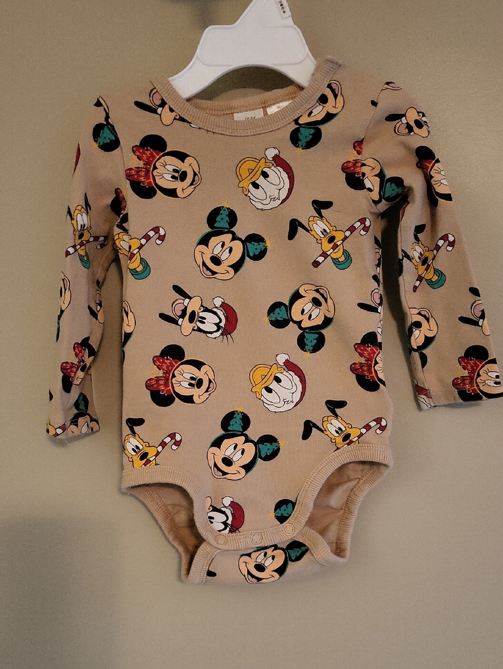 Super cute Mickey and friends holiday print onesie/bodysuit